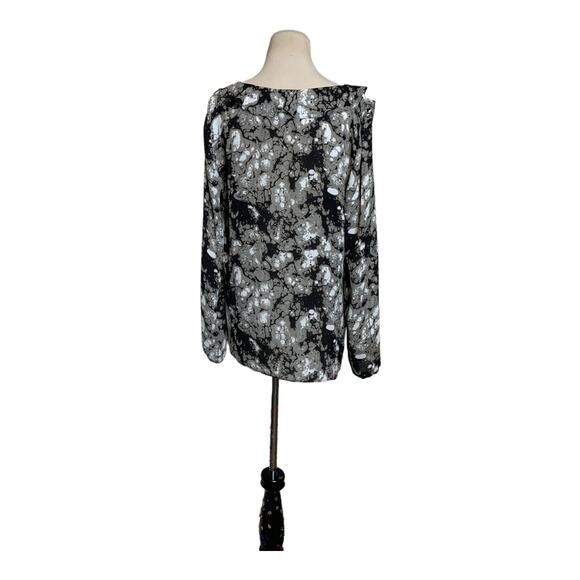 Anne Klein black abstract print ruffled neck long sleeves blouse size Large - Picture 2 of 11